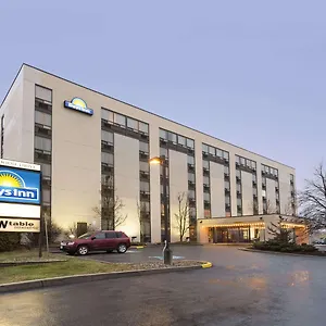 3* Hotel Days By Wyndham West